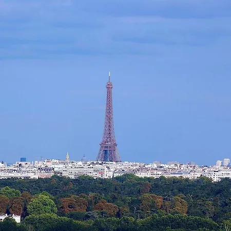 House With Panoramic View On Paris Ferienhaus Suresnes