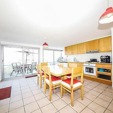 Ferienhaus House With Panoramic View On Paris